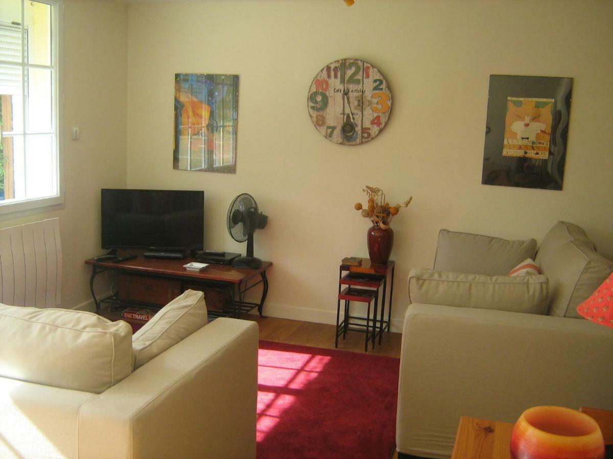 La Soleillade Apartment *